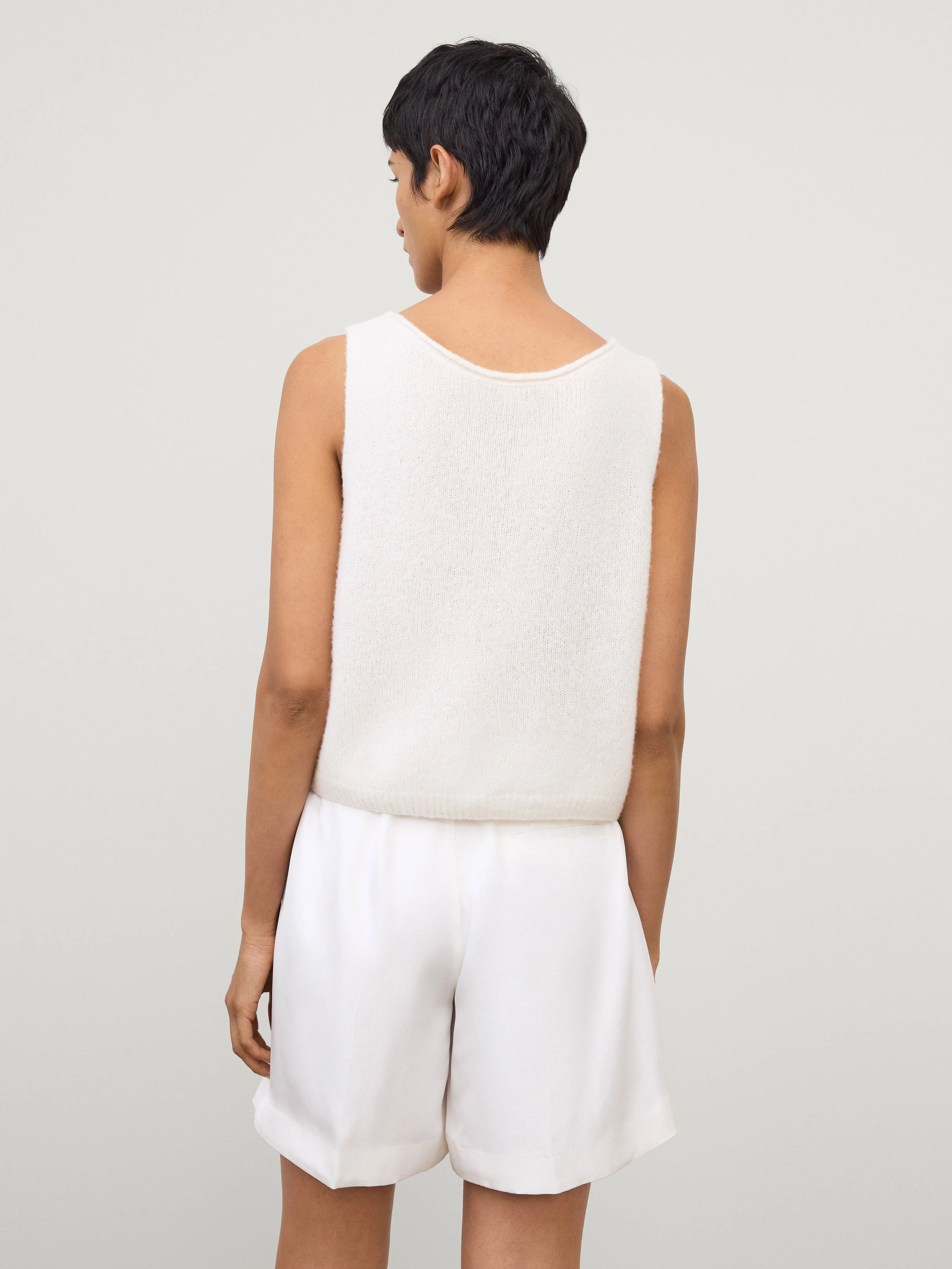 Tailored Wide Leg Shorts - Image 4