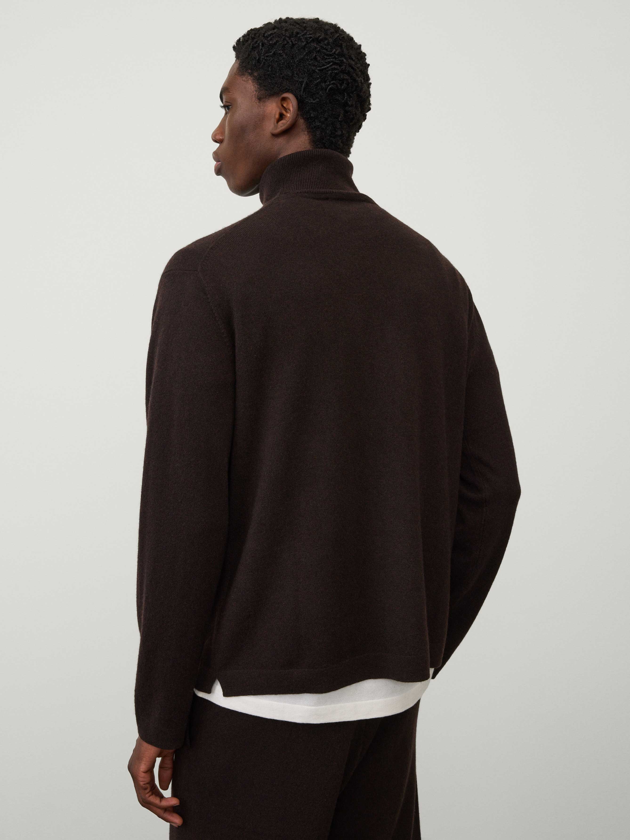 The Aksel Sweater - Image 4
