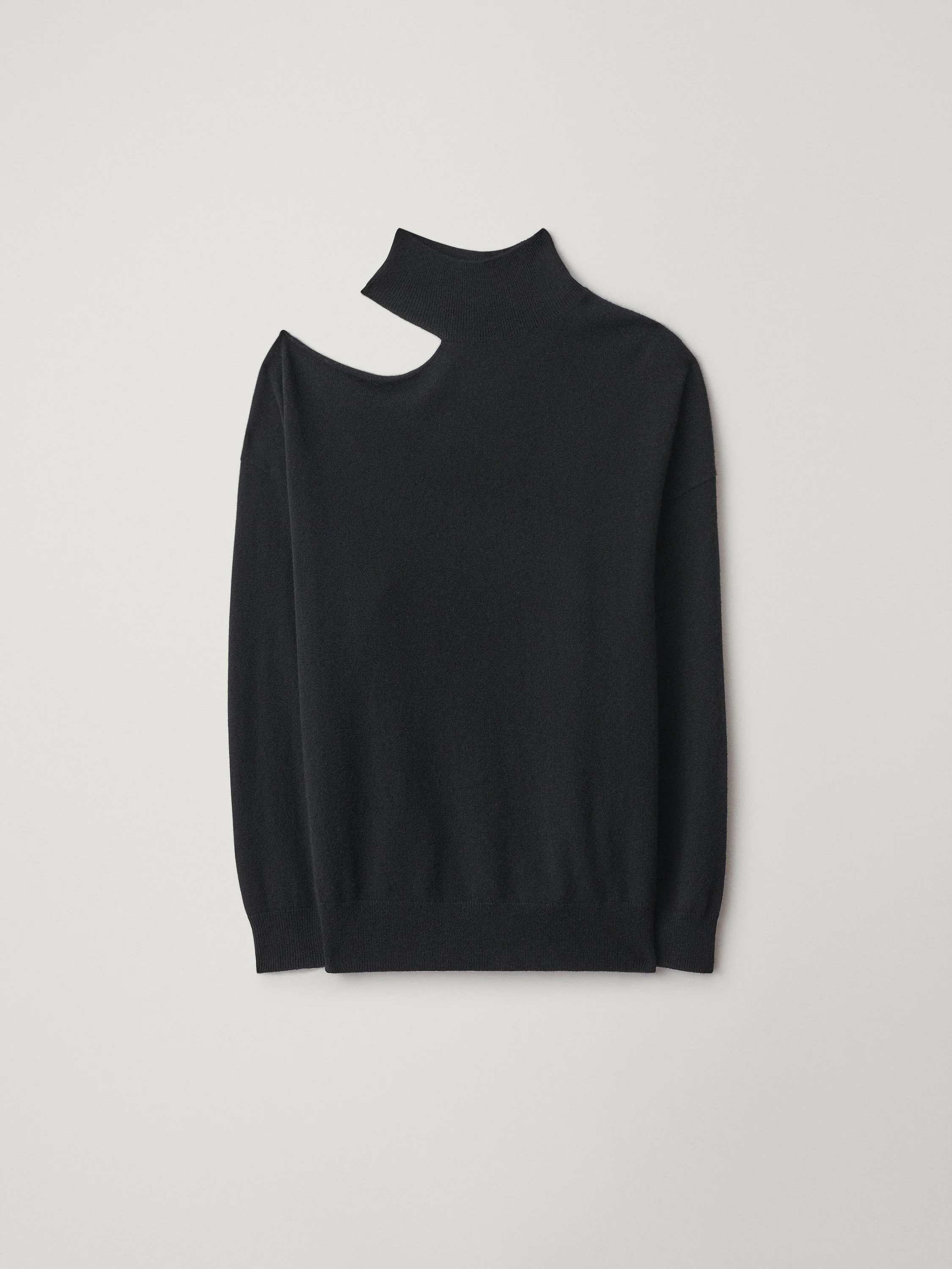 The Alvia Sweater - Image 5