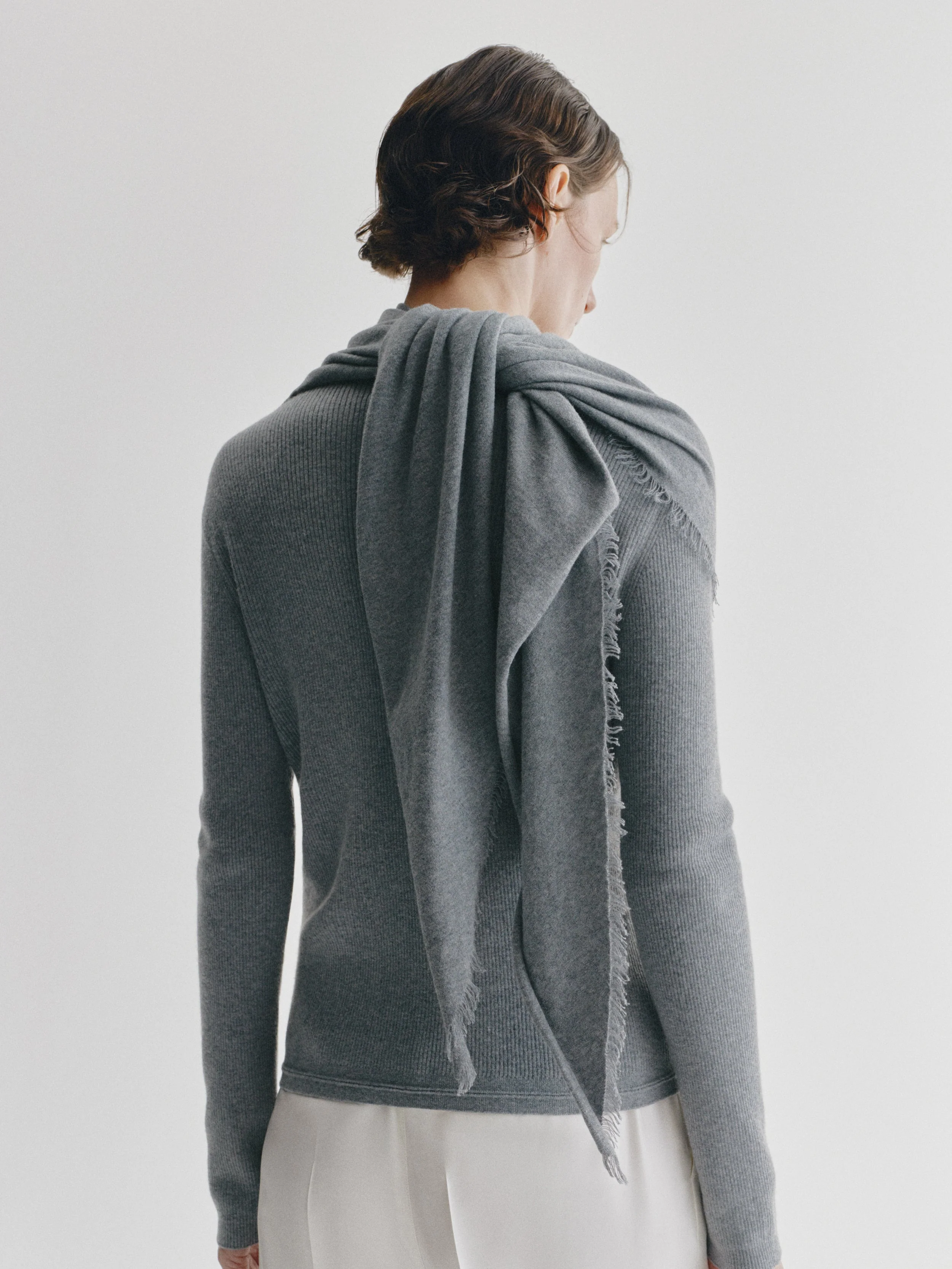 The Alvit Bandana Scarf - Image 4