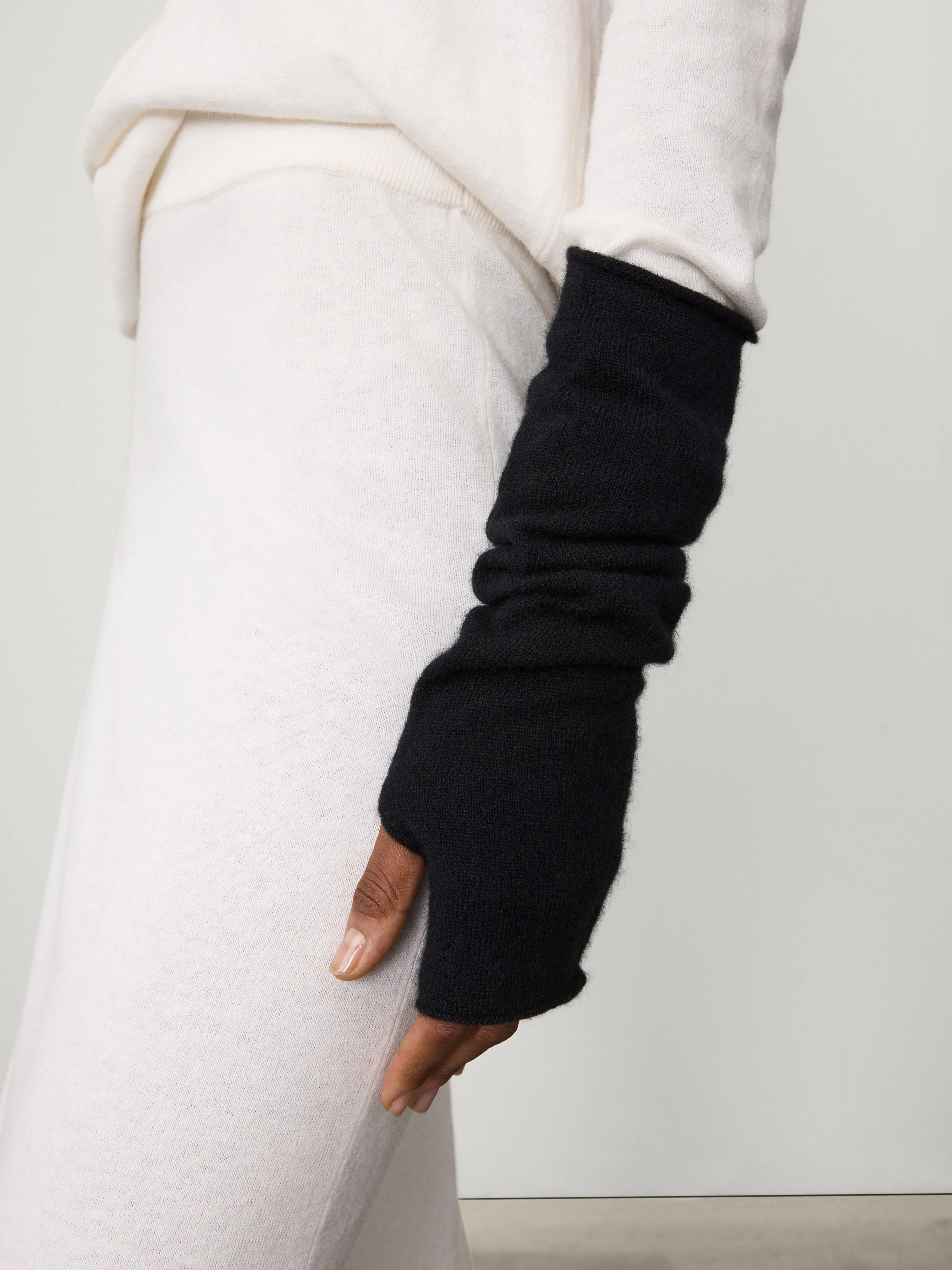 The Aspen Arm Warmers - Image 3