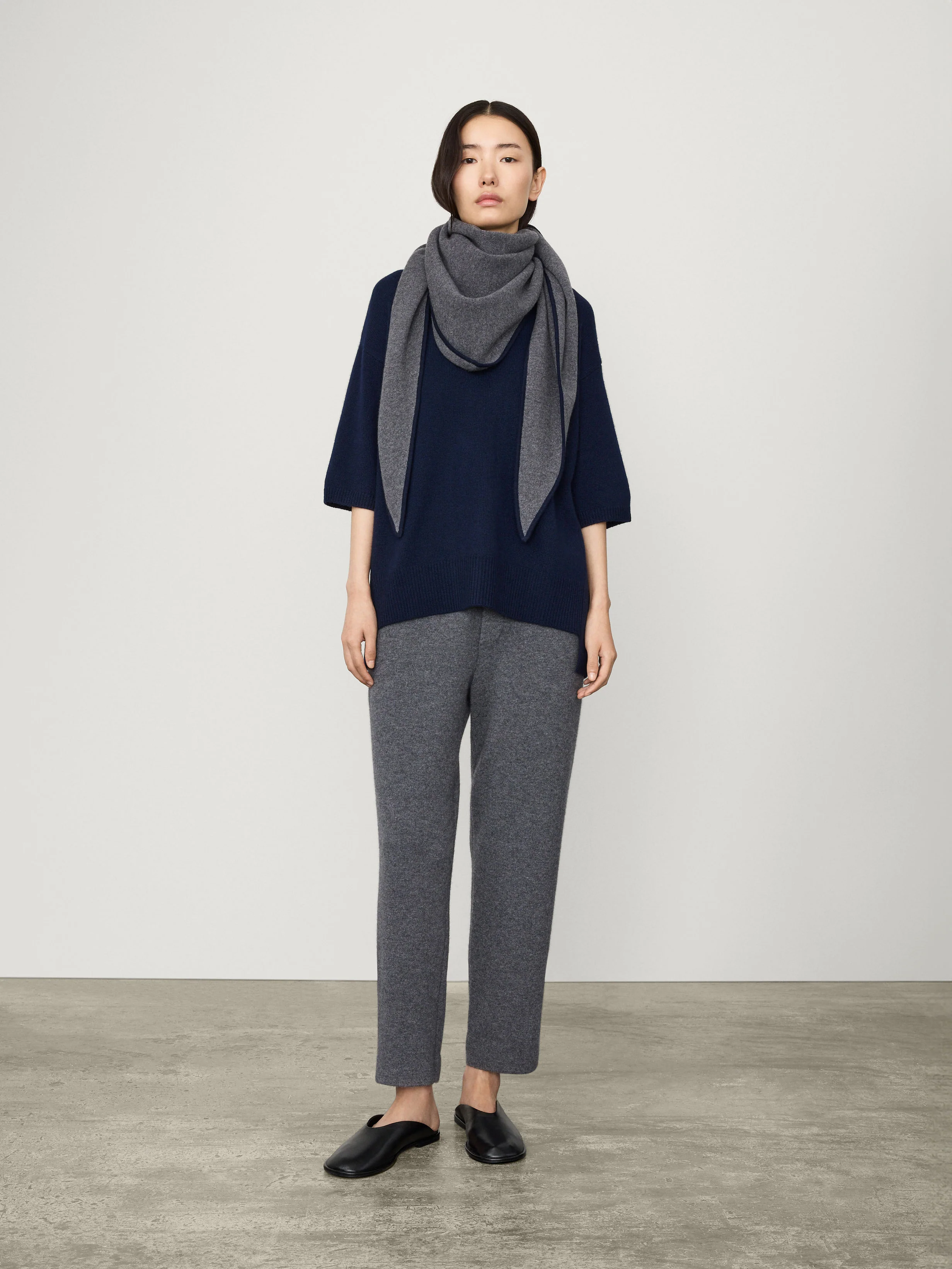 The Bandana Contrast Large Scarf - Image 4