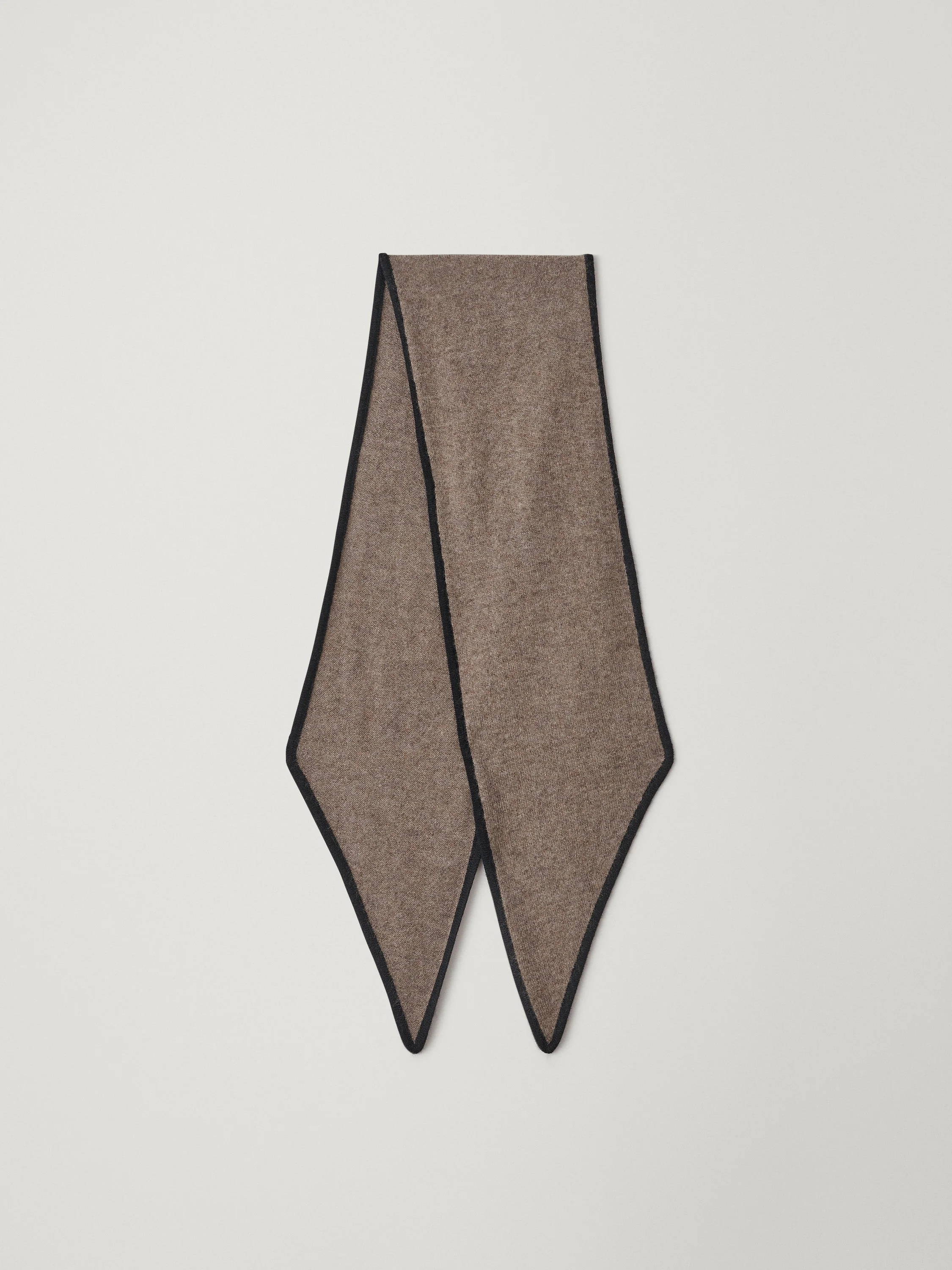 The Chelsea Scarf - Image 3