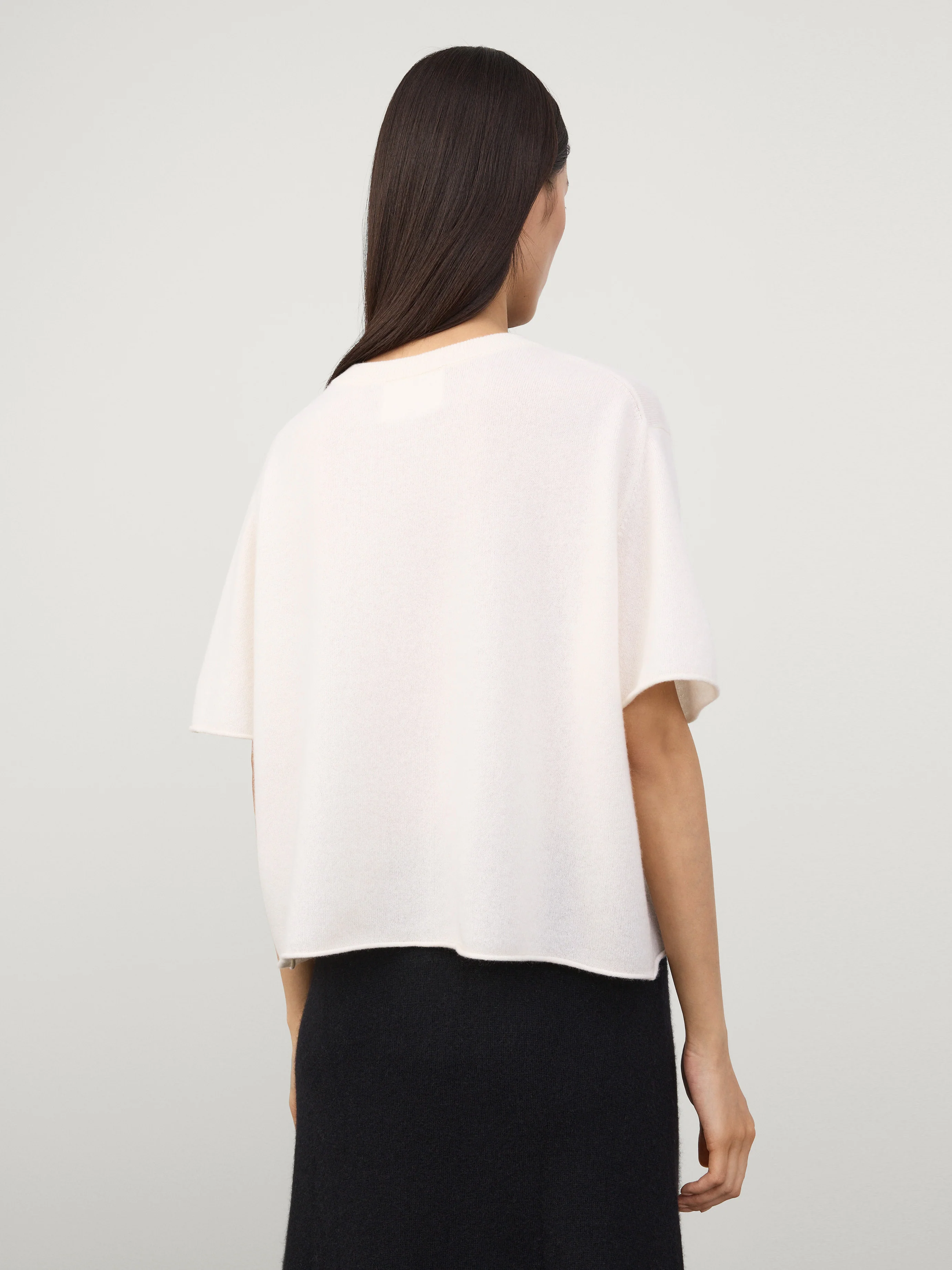 The Cila T-shirt - Image 4