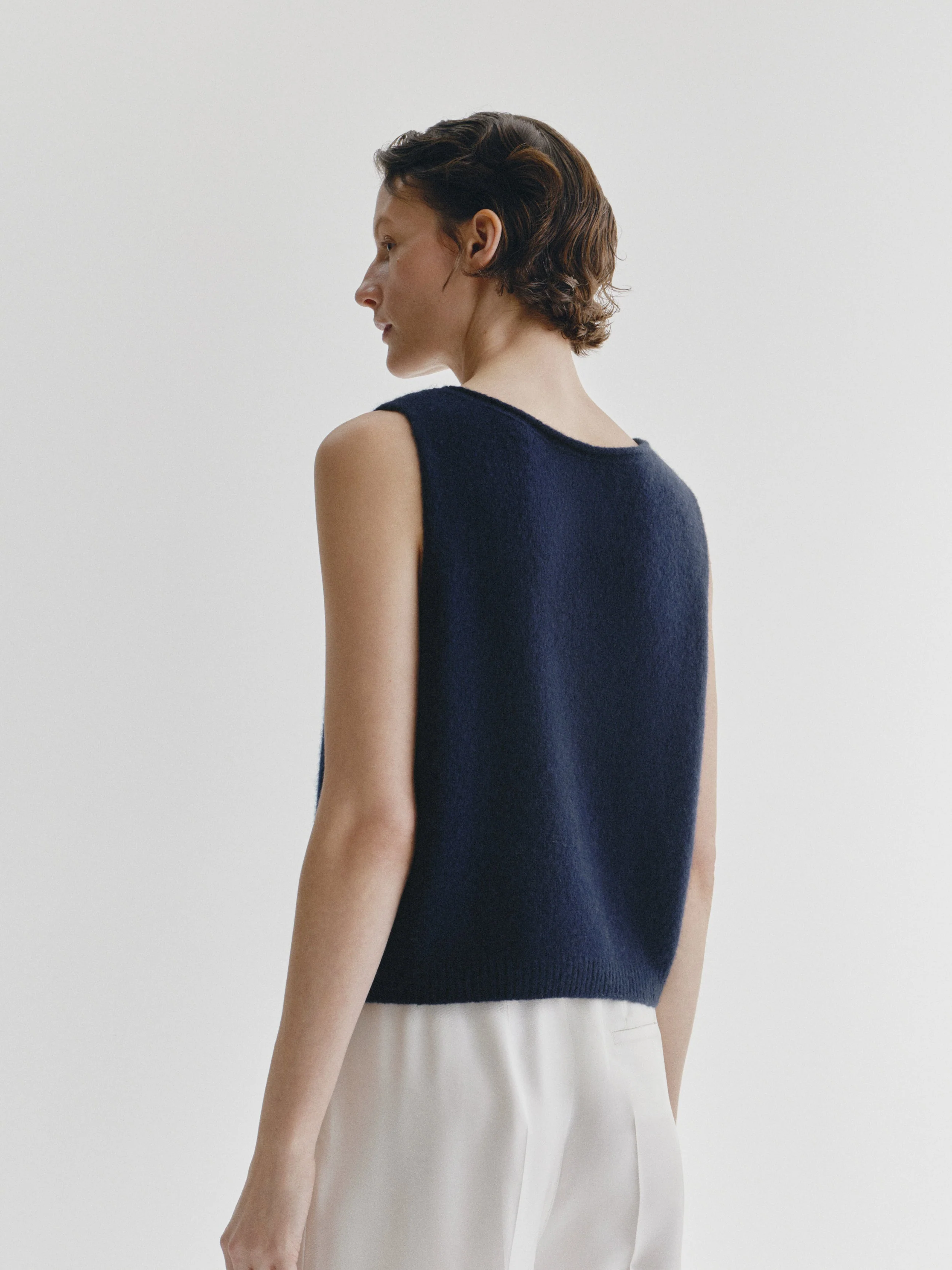 The Devine Vest - Image 3