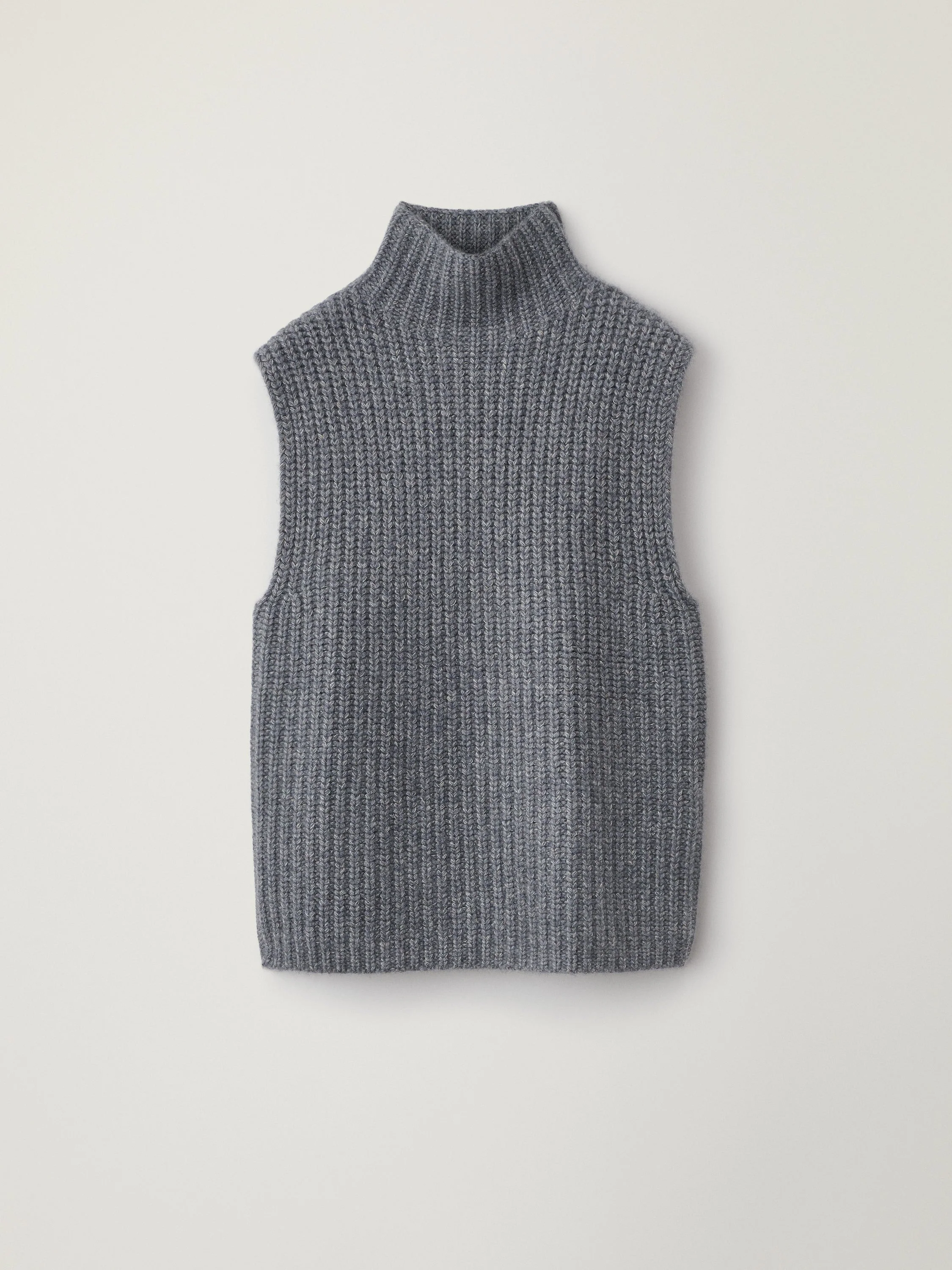 The Joceylne Vest - Image 5
