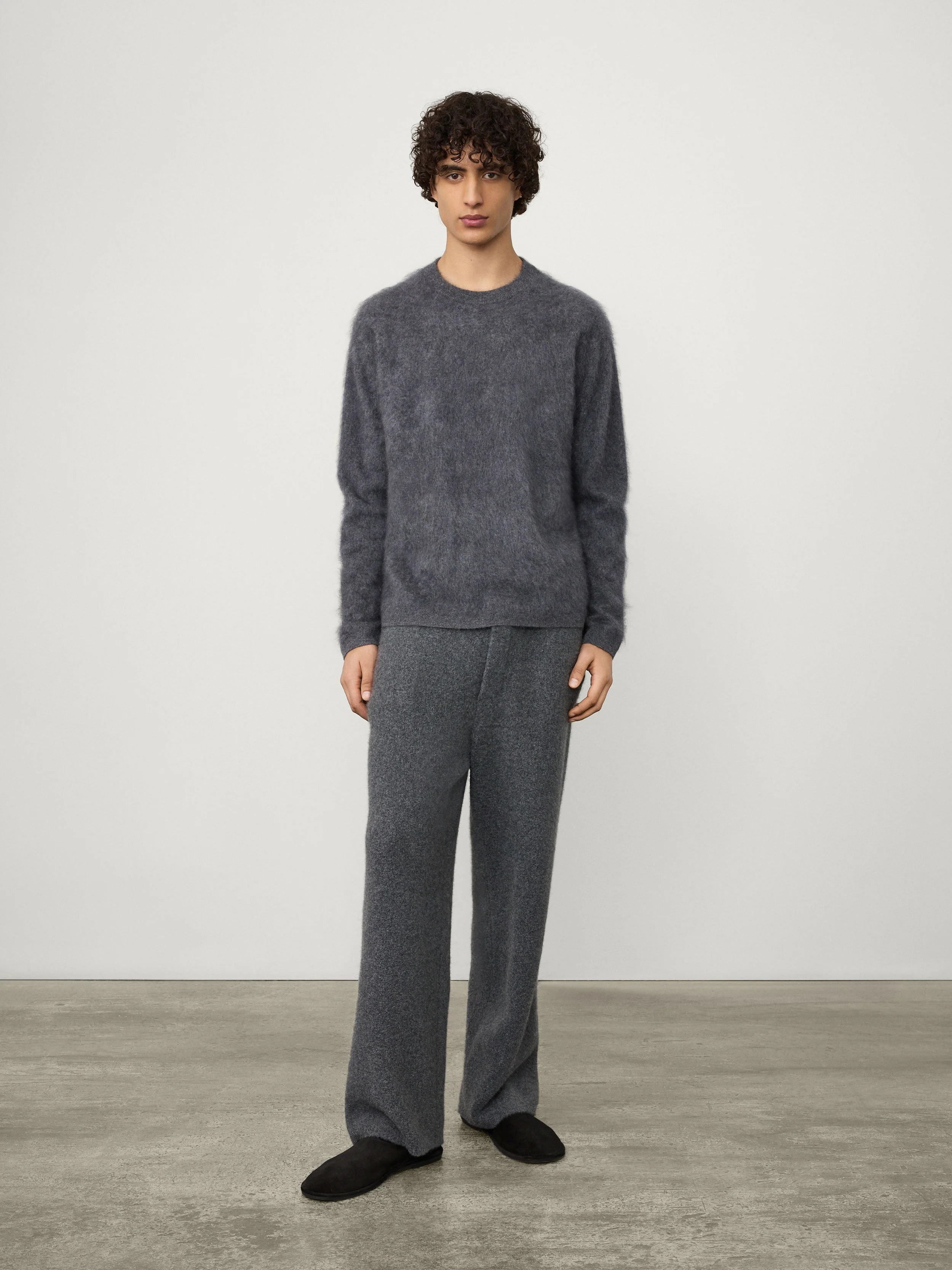 The Lachlan Sweater - Image 4