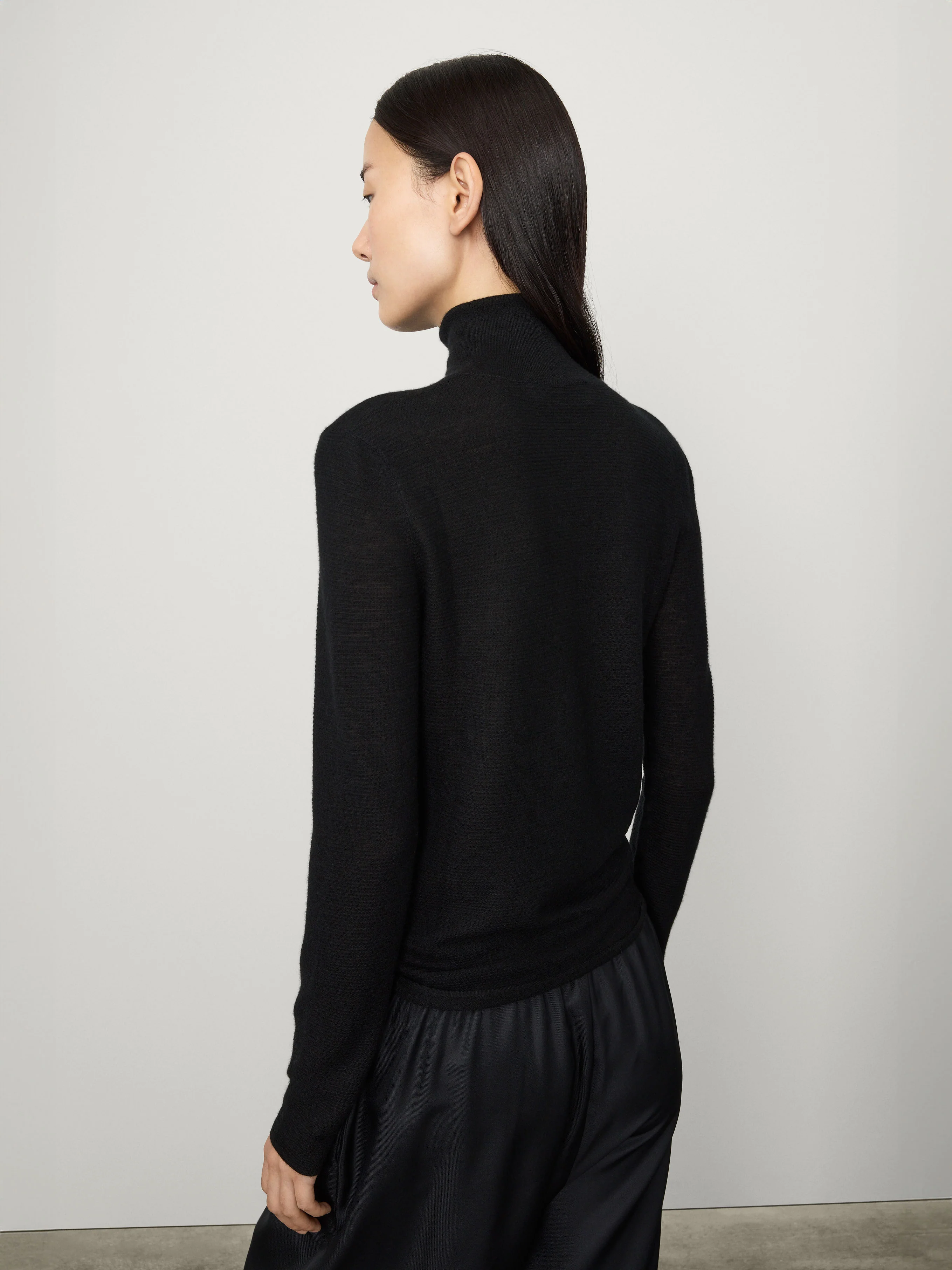 The Lory Sweater - Image 4