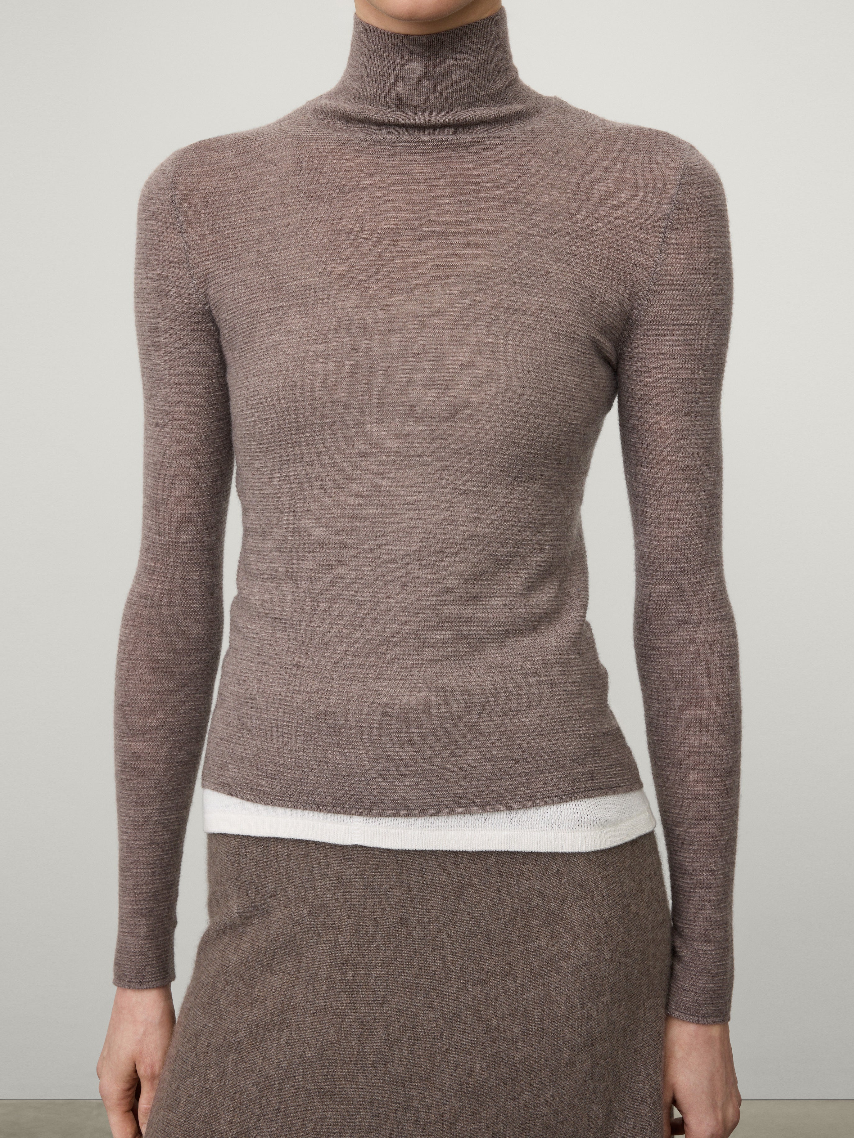 The Lory Sweater - Image 3
