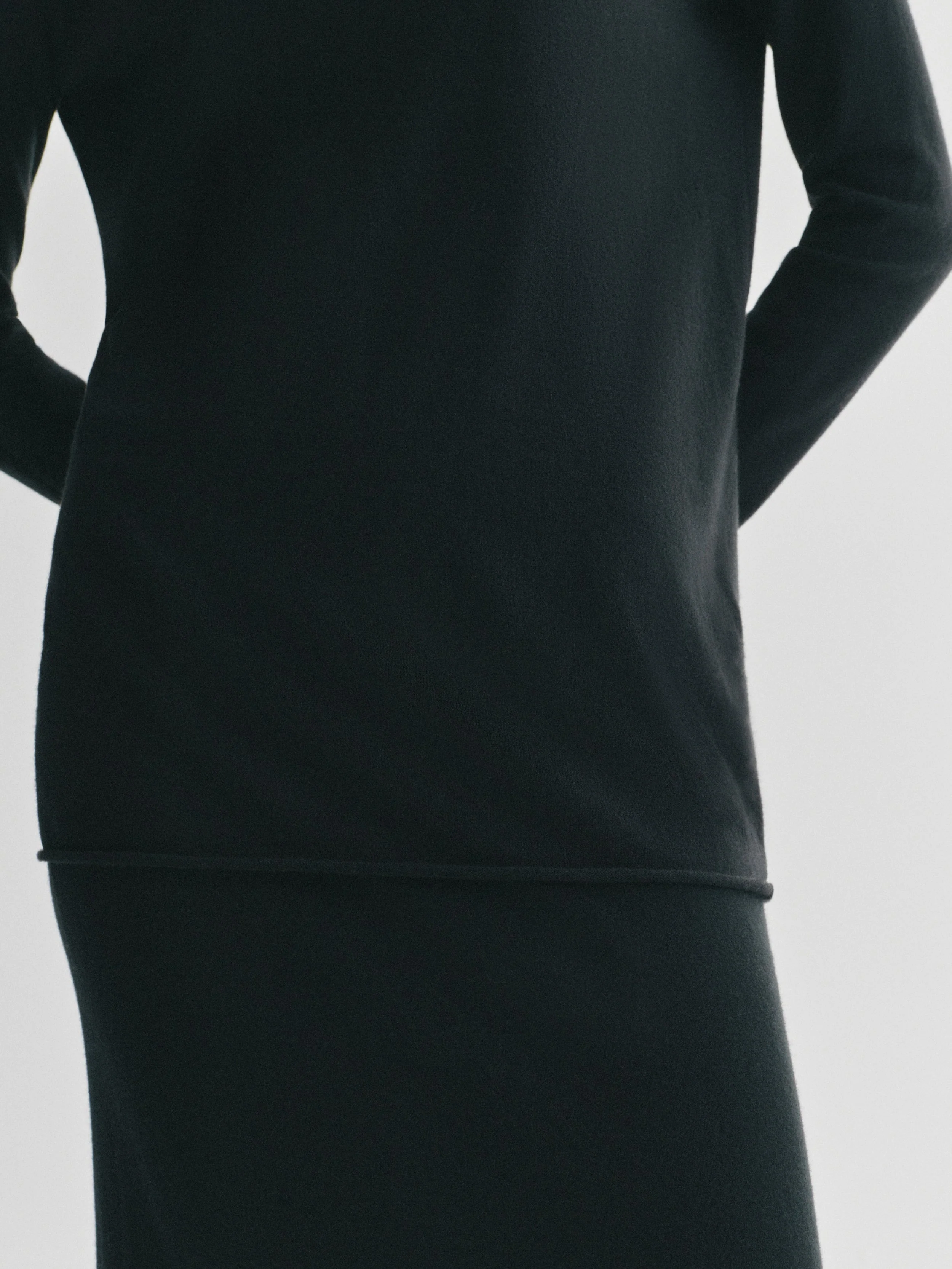 The Maurie Sweater - Image 4